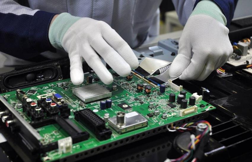 rapid prototyping with turnkey electronics manufacturing